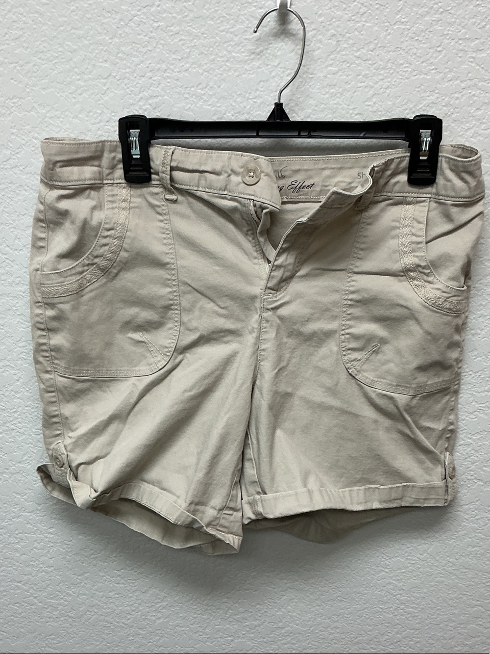 Gloria Vanderbilt Cream Utility Cotton Shorts
